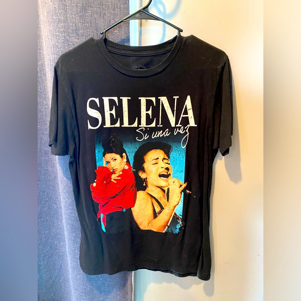 SELENA TSHIRT